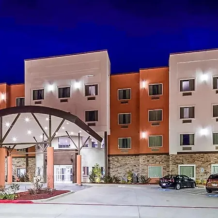 Del-Mar Airport Inn & Suites-3