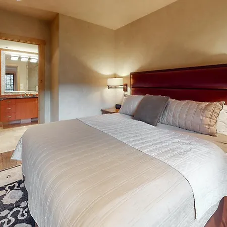 Woodrun Place-2