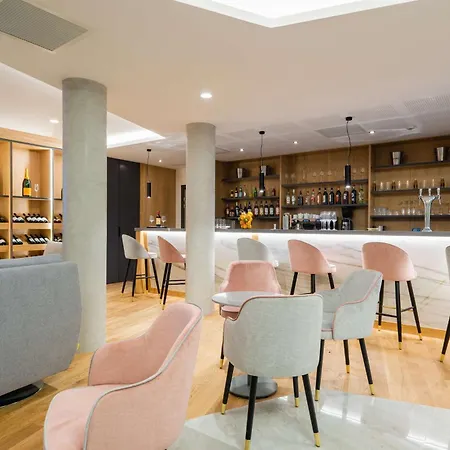 Brit Hotel Paris Orly Rungis-3