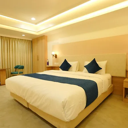 Hotel 6 Seasons, Koregoan Park, Pune-3