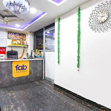 Fabhotel Narayana-2