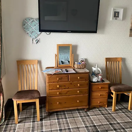 Cromarty View Guest House Accommodations & B&B-2
