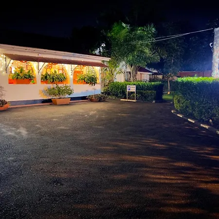 Sunset Hotel Entebbe-2
