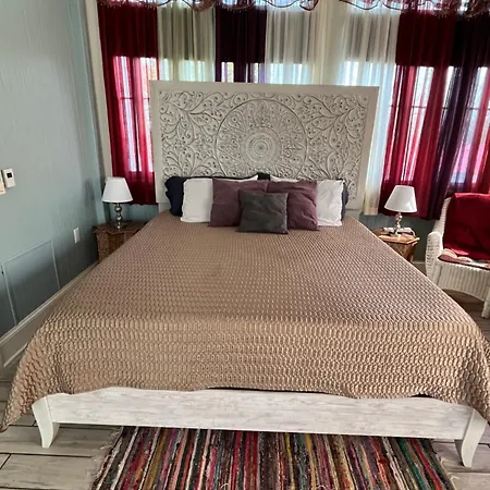 1912 Bed And Breakfast-3