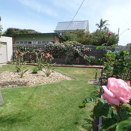 Dromana Beach Getaway-2