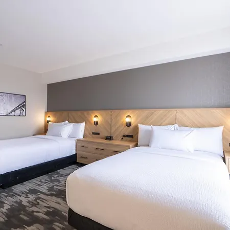 Sandman Signature Dartmouth Hotel & Suites-3