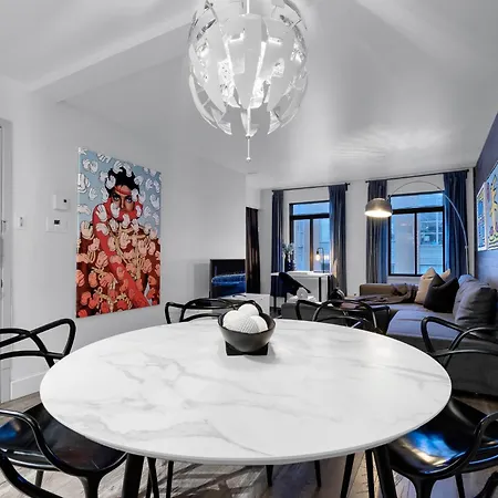 Liv Mtl Urban Spacious 2Br Suites In Plateau Near Downtown Montreal-3