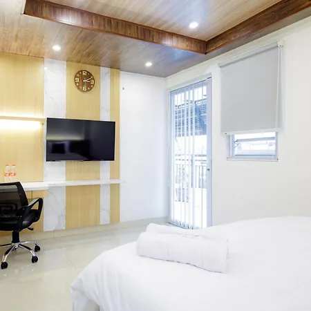 Urbanview Hotel Kota Tua Jakarta-3