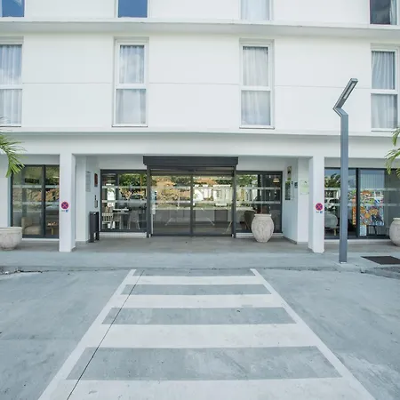 B&B Hotel Fort-De-France-3