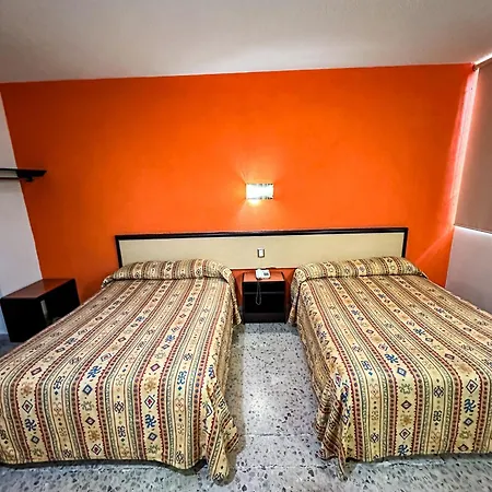 Hotel Montreal-3