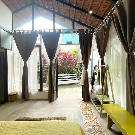 Banyan Boutique By 5H-3