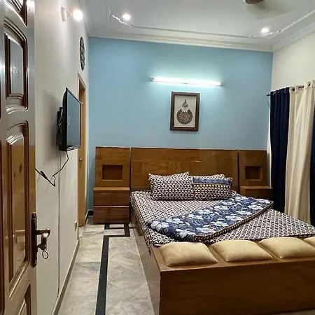 Family Inn-3