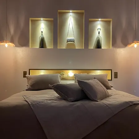 Mas Escala Suites & Spa-2