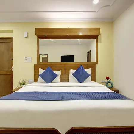 Hotel The Eden Park-3