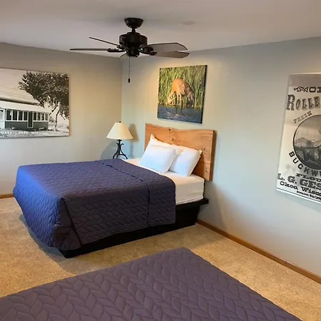 Luckys Lodge-3