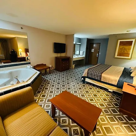 Royal Inn Suites-3