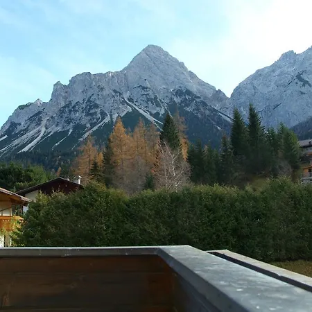 Hotel Alpina Regina-3