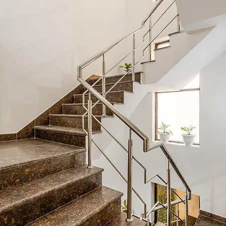 Lime Tree Hotel - Golf Course Road, Sector-43, Gurugram-3