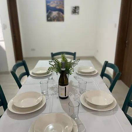 Coral Cove Comfort Room 2-3