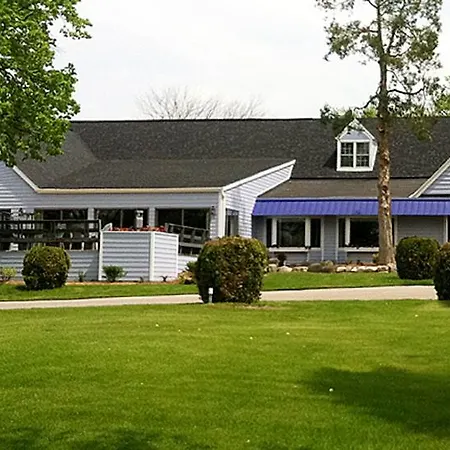 The Lodge At Leathem Smith-3
