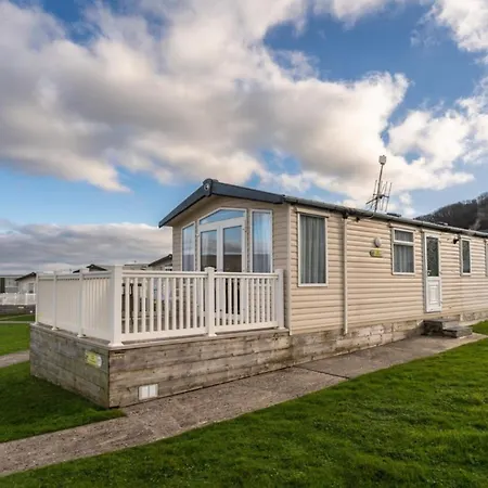 Braddicks Holiday Centre-3