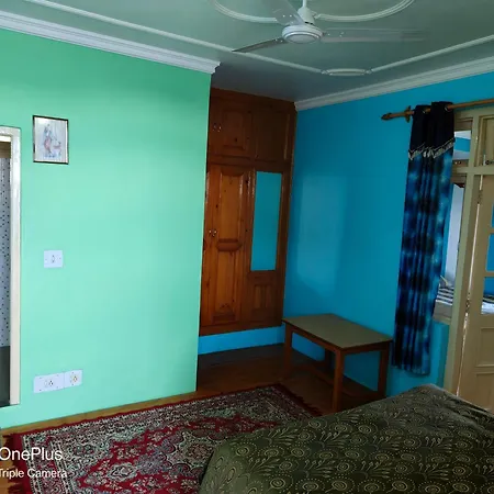 Jagatram Niwas Guesthouse Dharamkot-3