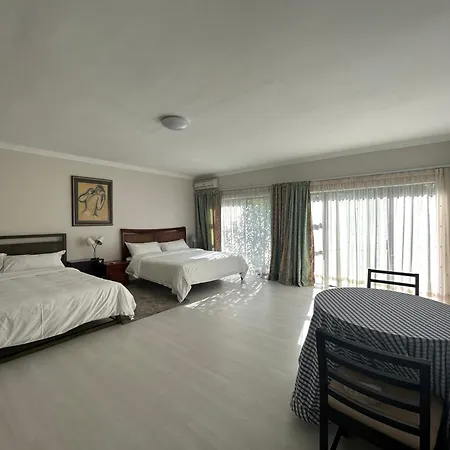 Elegant Guest House Sandton-2