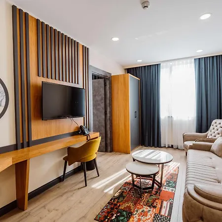 Best Western Plus Batumi-2