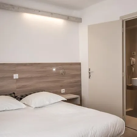 Hotel Les Voyageurs-2