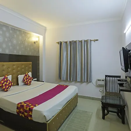 Hotel Samara Near Igi Airport Delhi-3