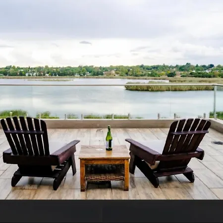 One O Eight Boutique Hotel-2