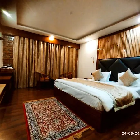 Hotel Lidder Palace-3