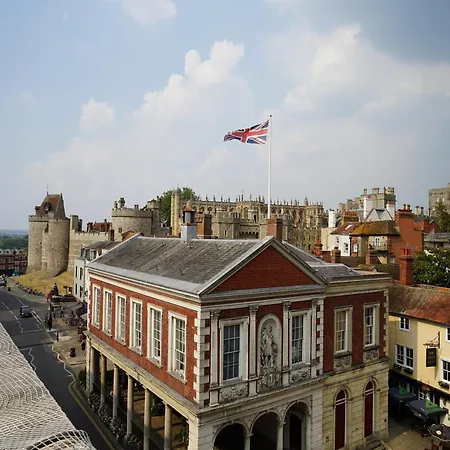 Castle Hotel Windsor-2