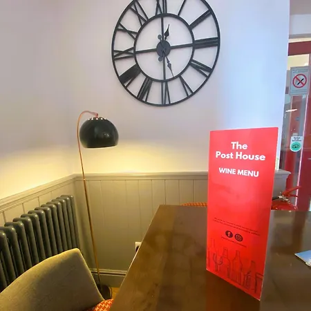 The Post House-2