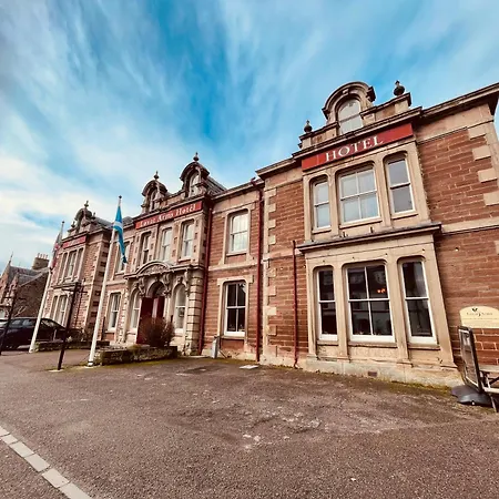 Lovat Arms Hotel-3