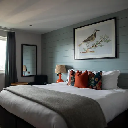 The Bridge Hotel-2