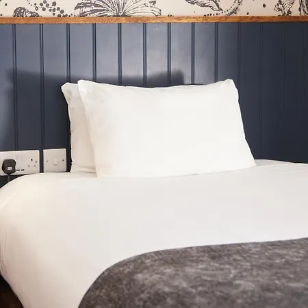Swan Hotel By Greene King Inns-3
