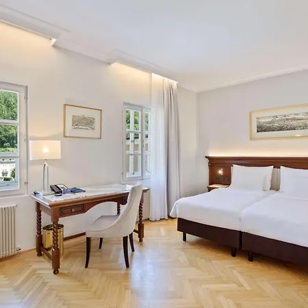Radisson Blu Hotel Altstadt-3