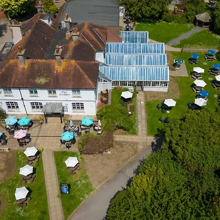 Cedars Inn By Greene King Inns-2