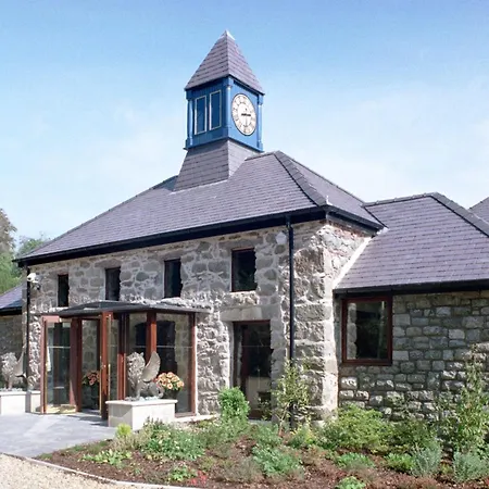 Tre-Ysgawen Hall & Spa-3