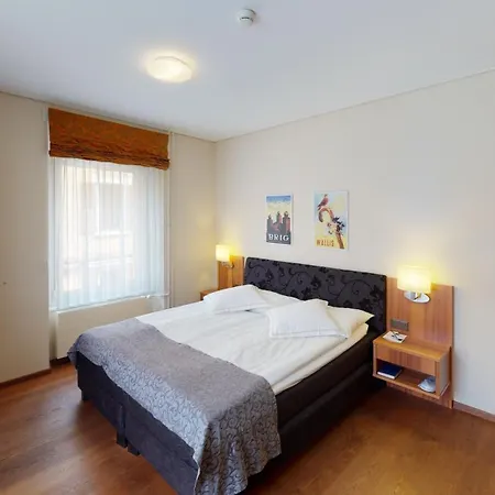 Hotel Ambassador-3
