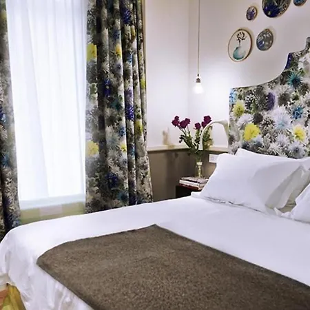 Cinque Rooms-3