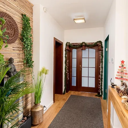 Pandora'S Loft-2