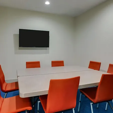 Holiday Inn Express Hotel & Suites Bryan-Montpelier By Ihg-2