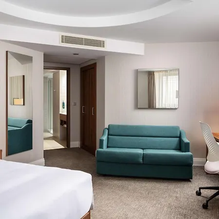 Hilton Garden Inn Bucharest Old Town-2