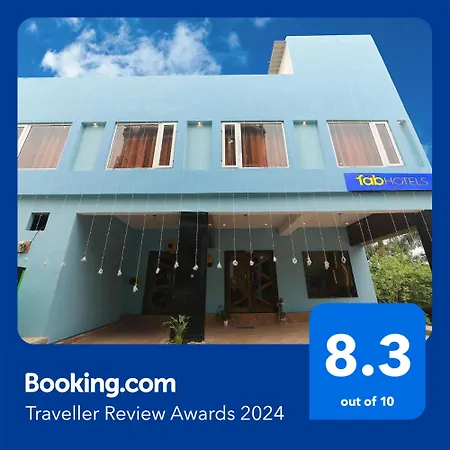 Fabhotel Blueark-3