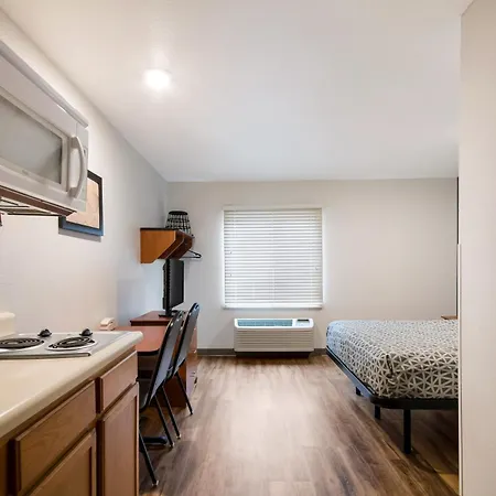 Woodspring Suites Johnson City-2