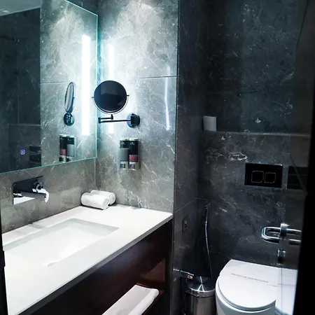 Peninsula The Boutique Hotel-3