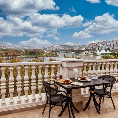 Ramada By Wyndham Istanbul Golden Horn-3