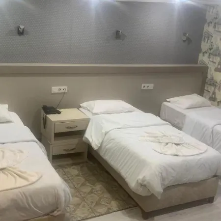 Fly Hotel-3